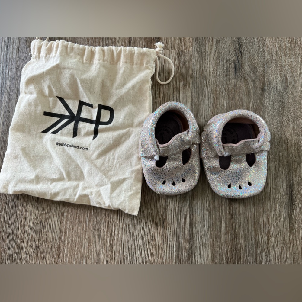 Freshly picked moccasins size 1